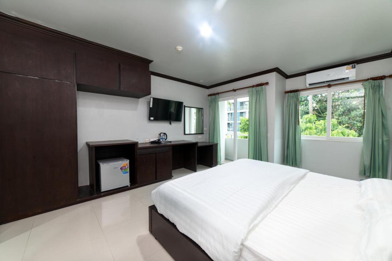 Gp House Phuket Patong Beach Esterno foto