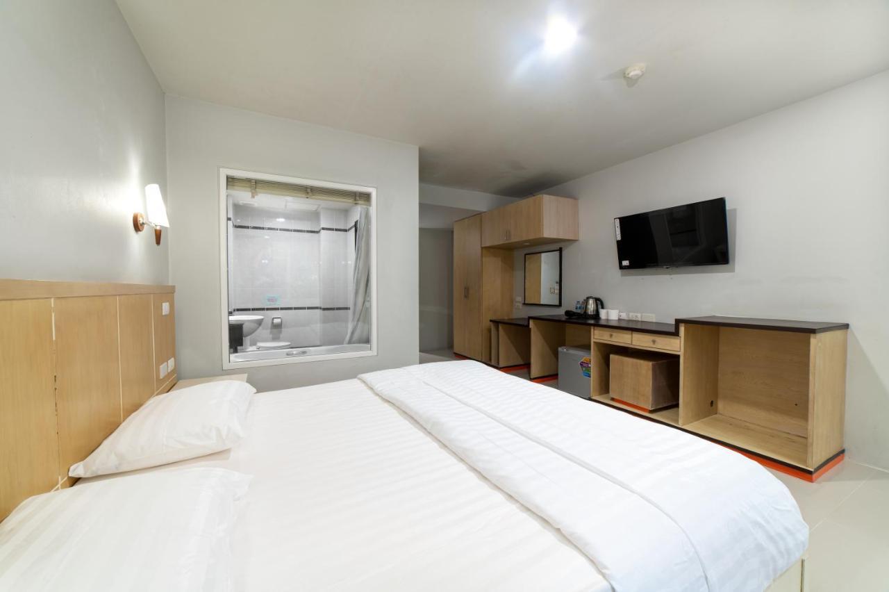 Gp House Phuket Patong Beach Esterno foto