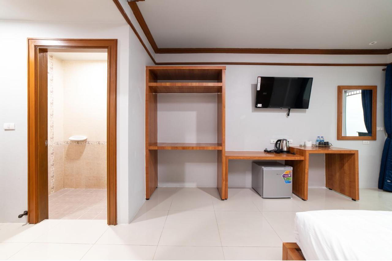 Gp House Phuket Patong Beach Esterno foto