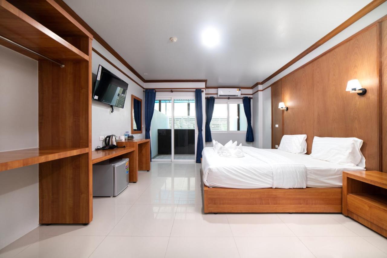 Gp House Phuket Patong Beach Esterno foto