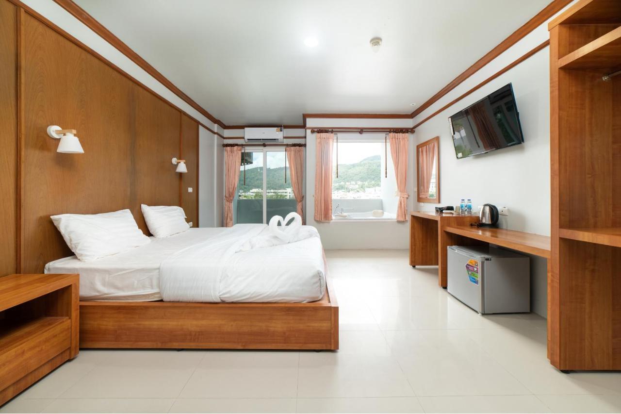 Gp House Phuket Patong Beach Esterno foto