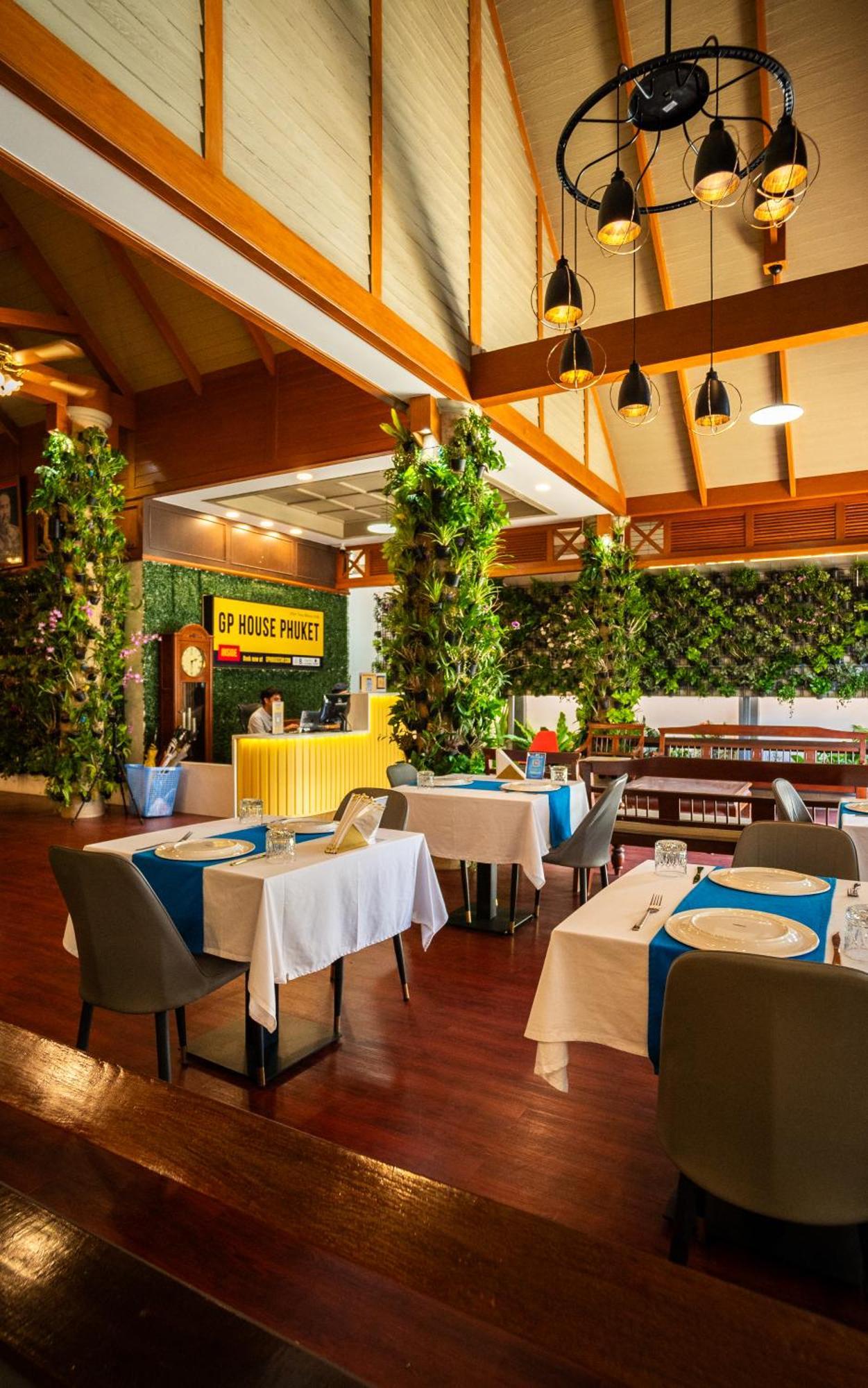 Gp House Phuket Patong Beach Esterno foto