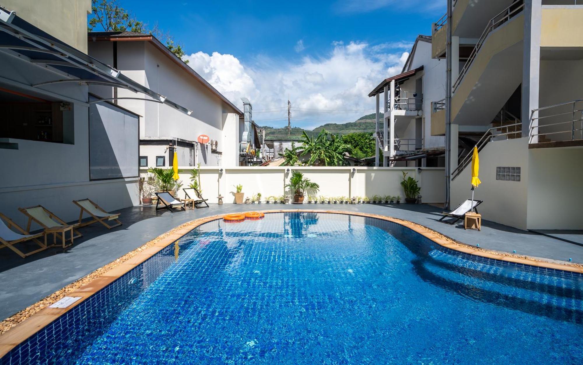 Gp House Phuket Patong Beach Esterno foto
