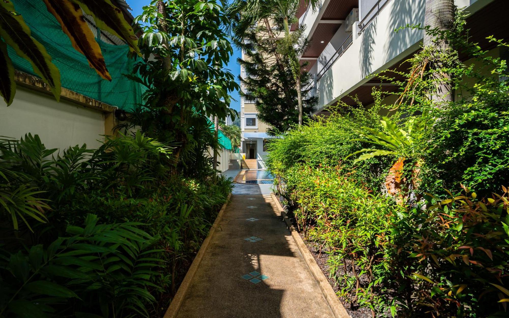 Gp House Phuket Patong Beach Esterno foto