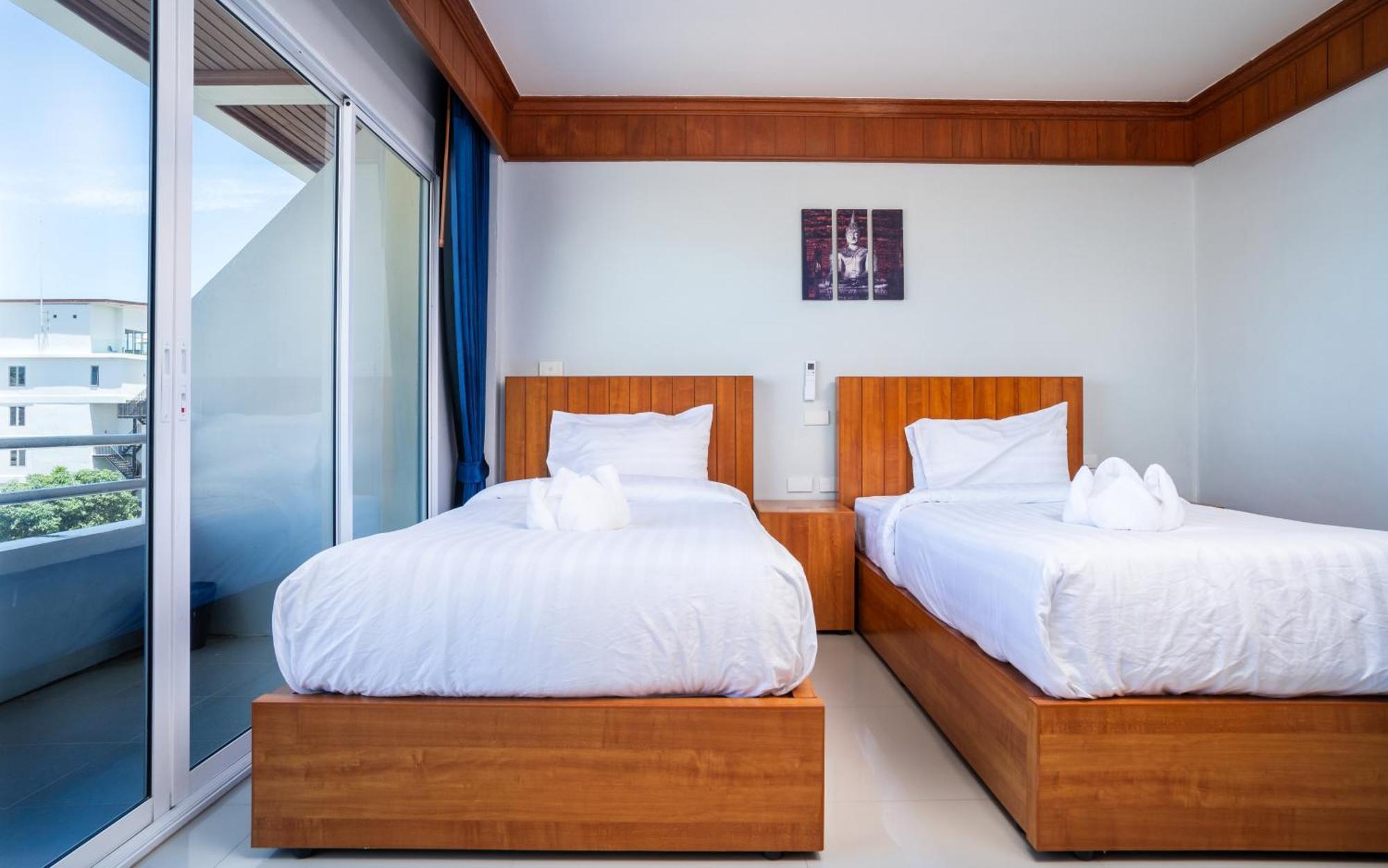 Gp House Phuket Patong Beach Esterno foto